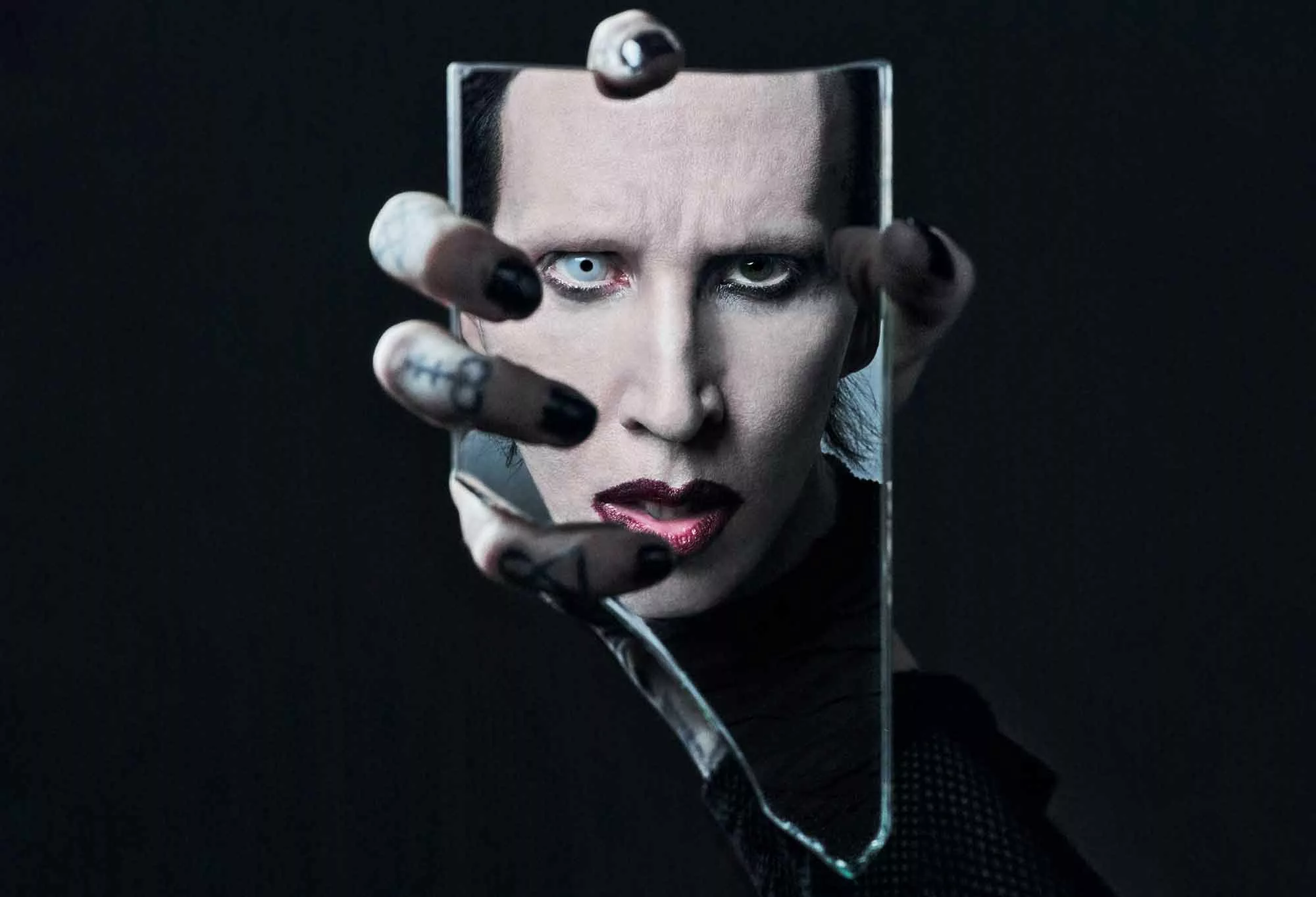 Marilyn Manson, parabole d’une Amérique pervertie par le show business 1 Marilyn Manson – As Sick As The Secrets Within
