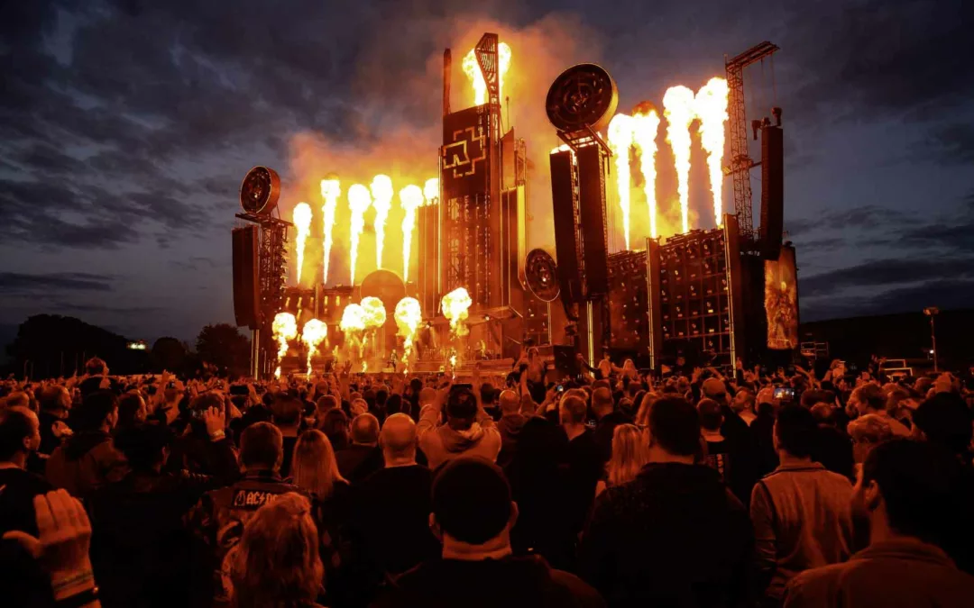 Les 50 Plus Grands Groupes de Metal des 100 Dernières Années