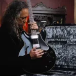 Livre : The Collection, Kirk_Hammett