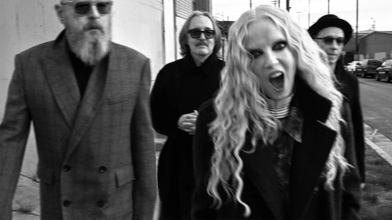 GARBAGE - Let All That We Imagine Be The Light GARBAGE - Let All That We Imagine Be The Light
