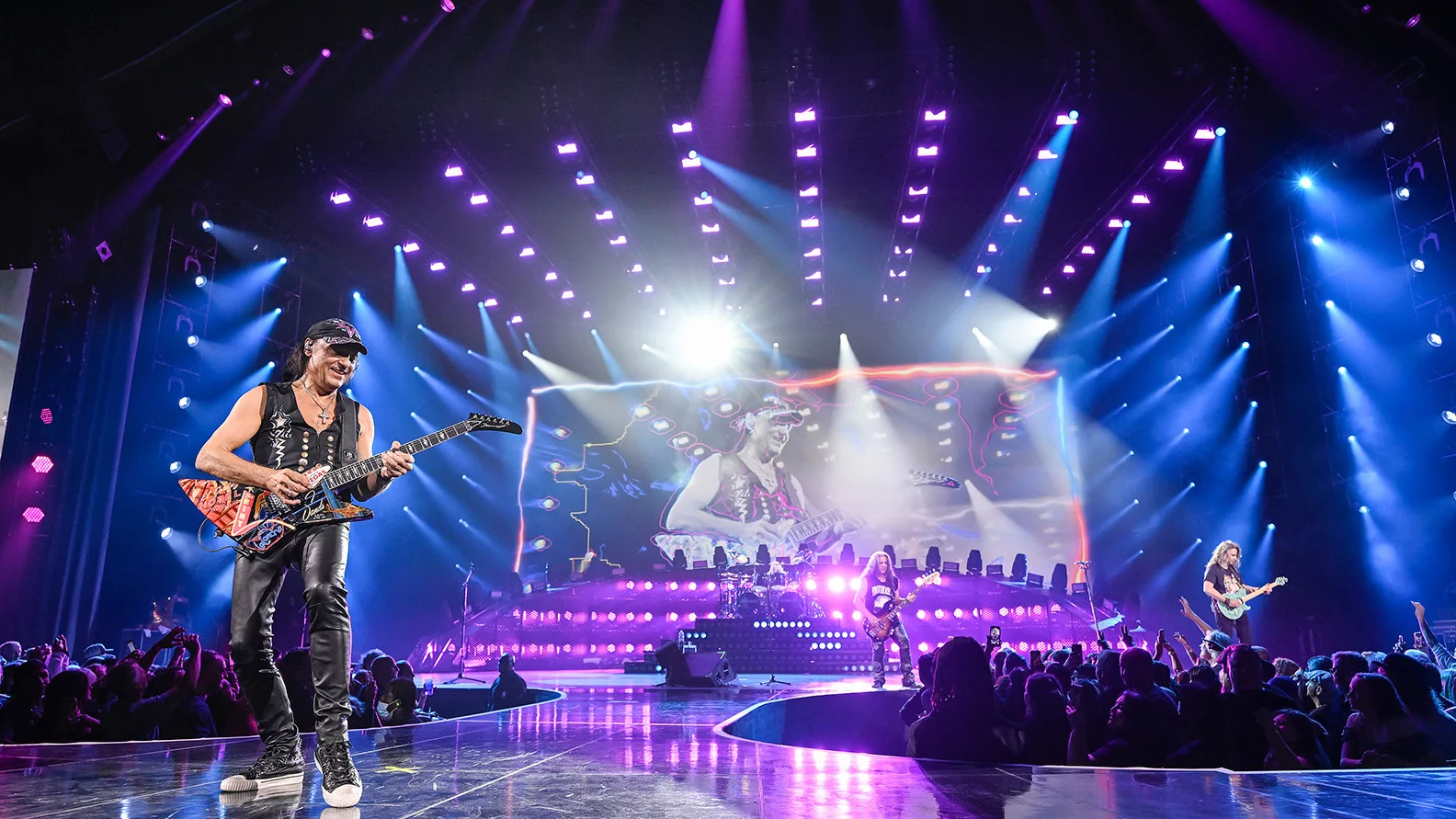 Scorpions : cuir, de sueur, et ampoules grillées 2 Scorpions