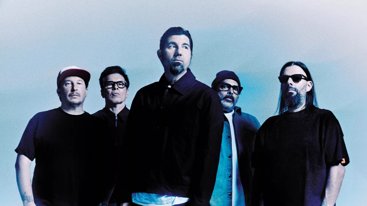 Deftones Private Music 1