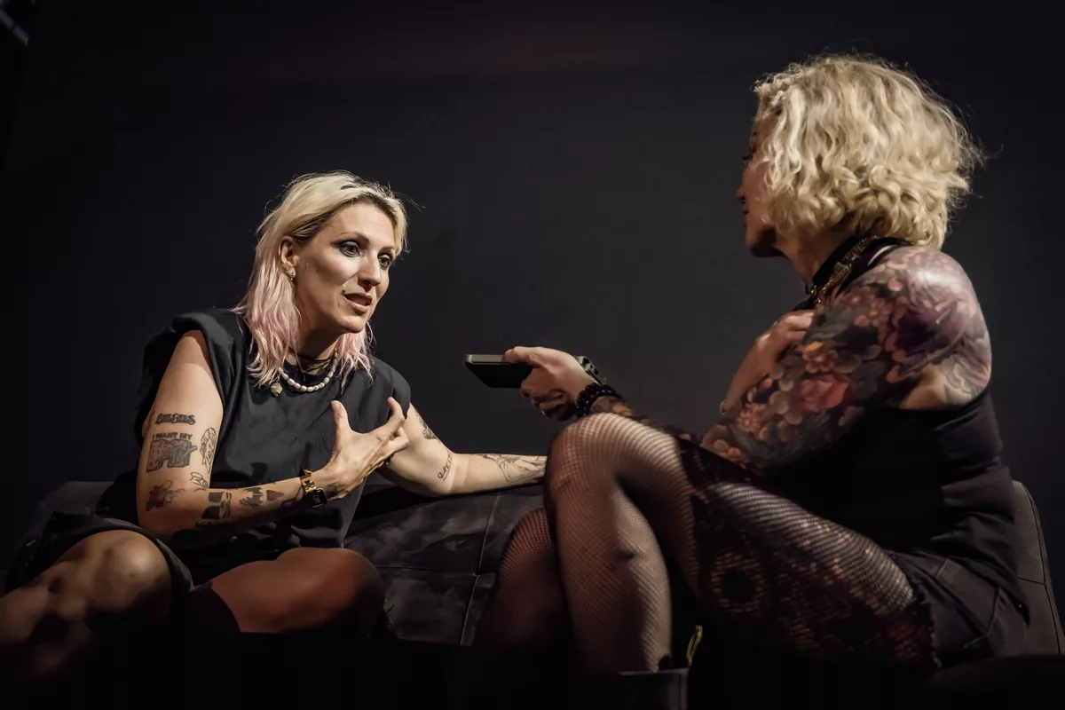 INTERVIEW : Lucie Sue, Punchlines et Power chords 3 LucieRS 025