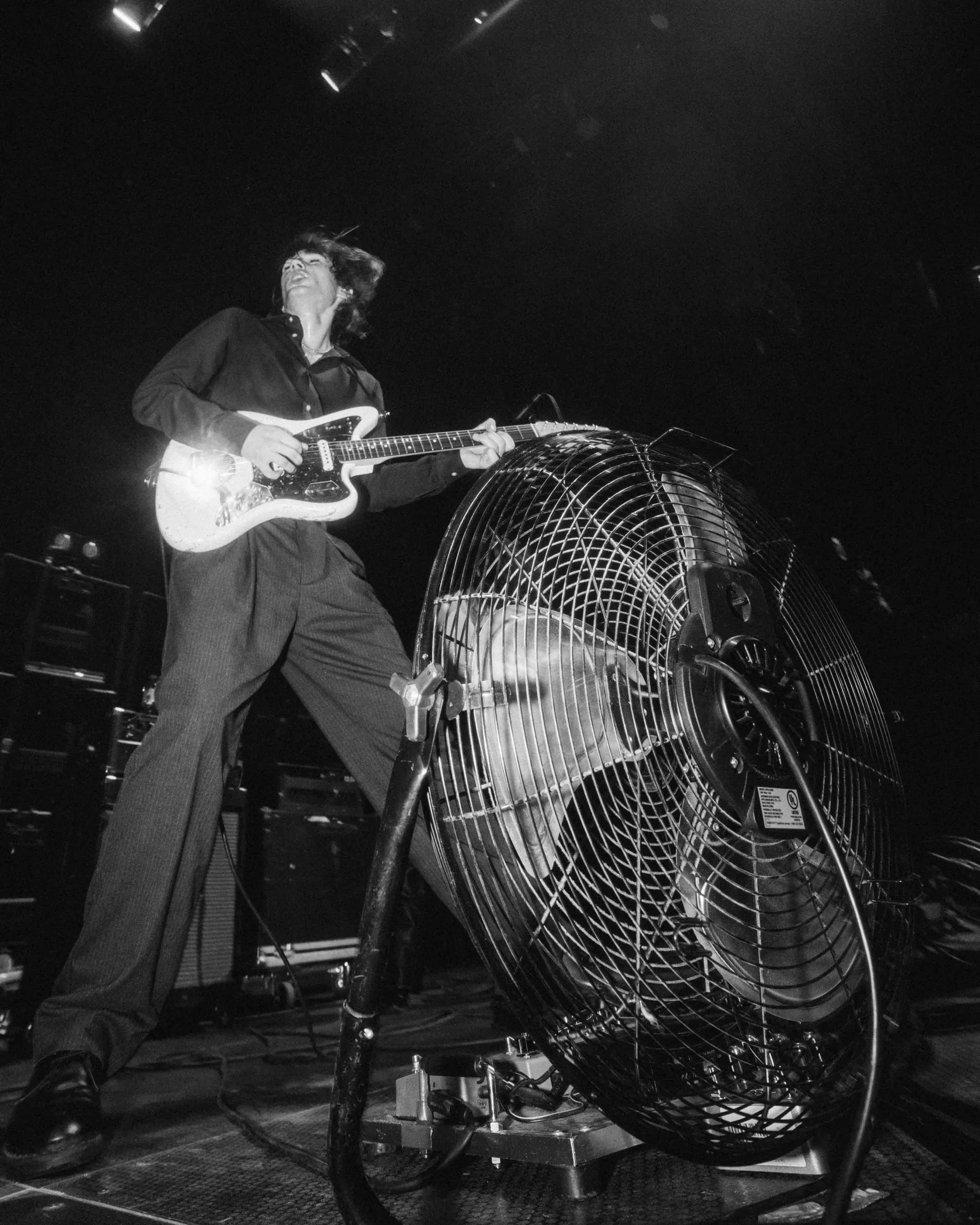 The Offspring embrase Paris : retour sur une soirée historique 8 3 Dynamite shakers live Paris phot by Arthur Loiseau scaled