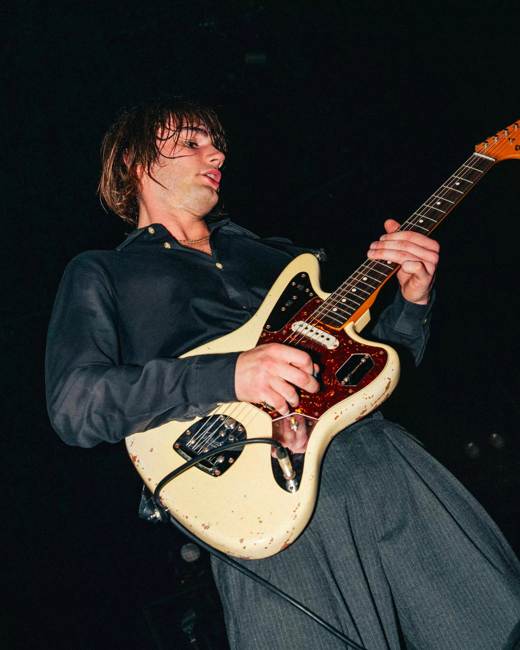 The Offspring embrase Paris : retour sur une soirée historique 9 4 Dynamite shakers live Paris phot by Arthur Loiseau scaled