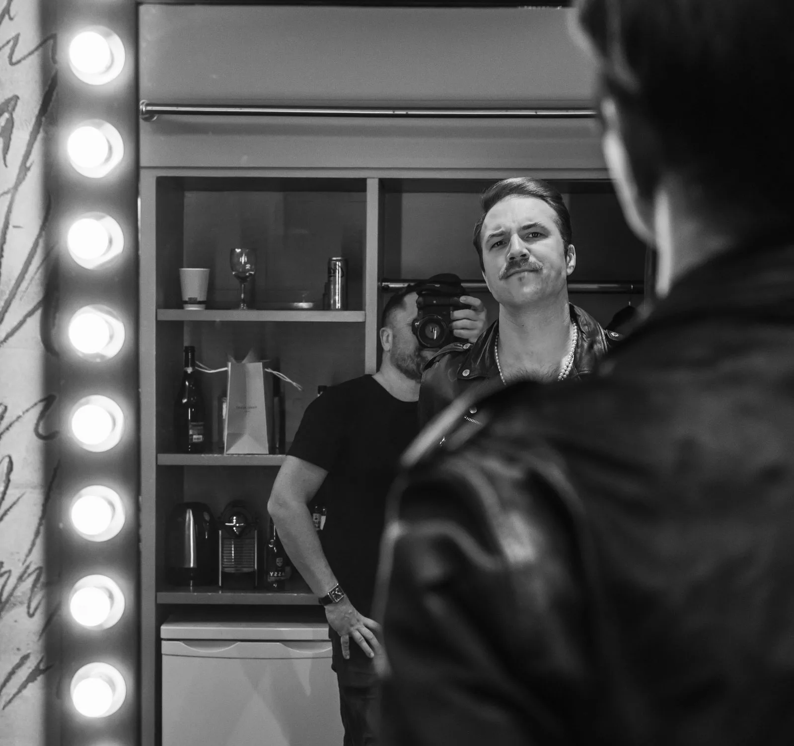 Backstage : plonger dans les coulisses du live musical 4 Backstage Royal republic