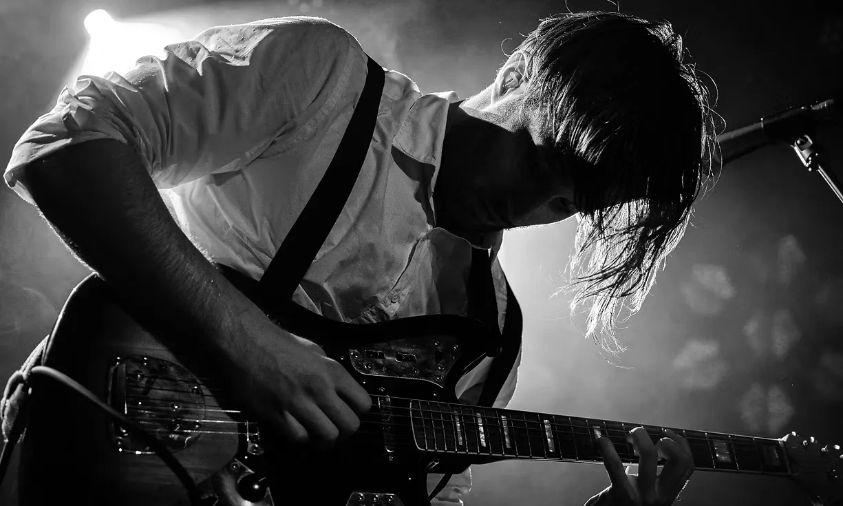 Découverte : MÜ - Le vertige 2 MU guitare