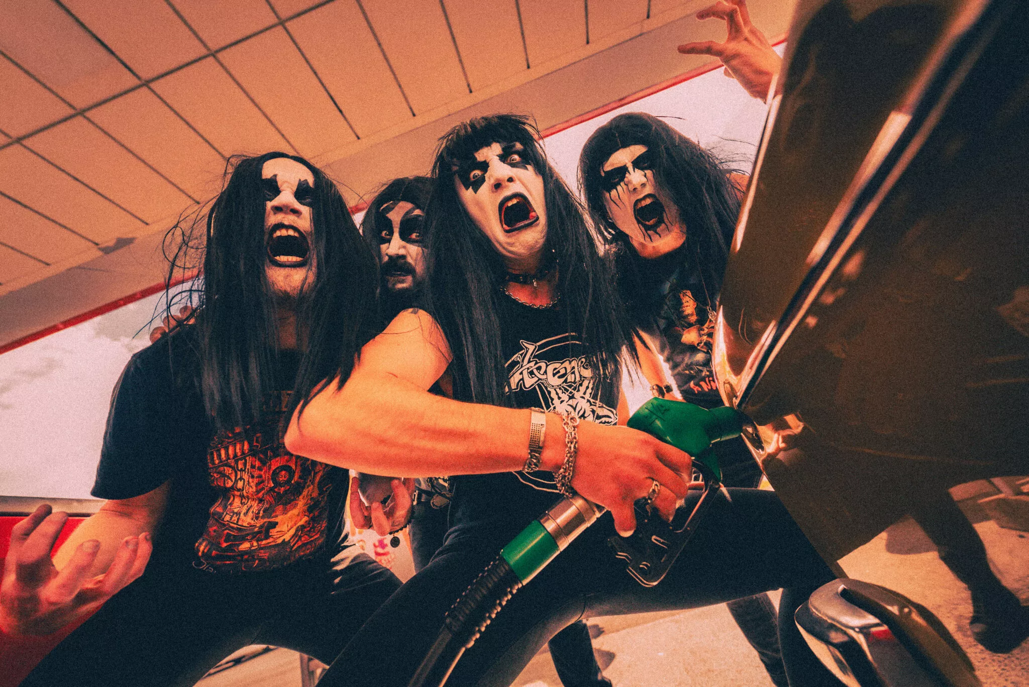 Interview : Royal Republic "Expect the Unexpected" 2 RoyalRepublic130625 2048x1368 1