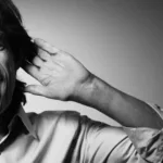 Mick Jagger : la légende du rock, front-man des Rolling Stones et icône de la contre-culture