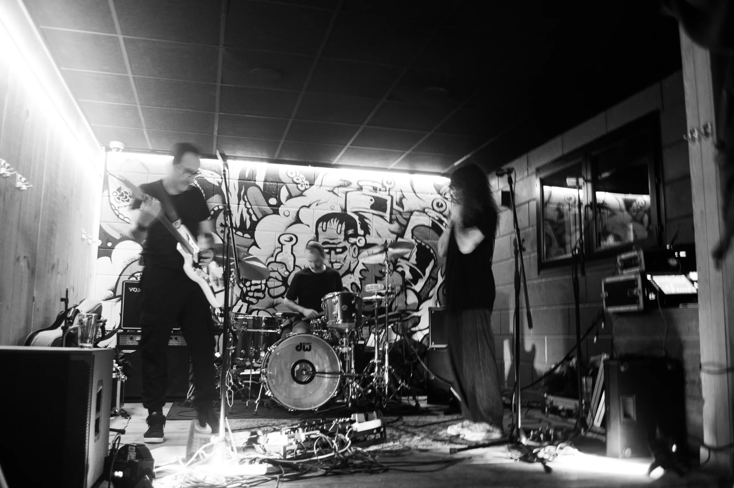 EXCLU – Amness dévoile son nouveau clip « The Smoke Of Dawn » EXCLU – Amness dévoile son nouveau clip « The Smoke Of Dawn »