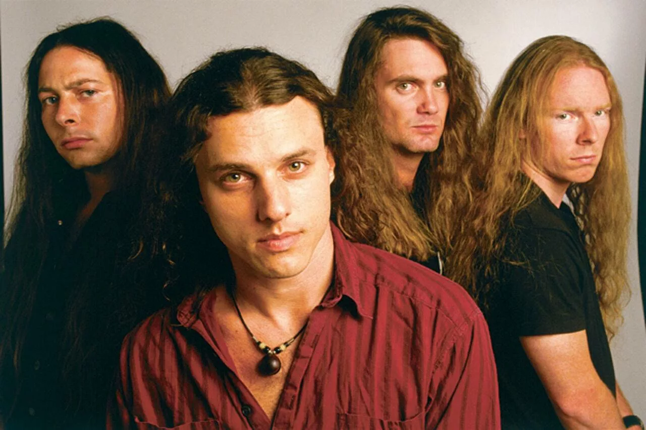 Chuck Schuldiner reprend “Frozen” de Madonna, l’histoire vraie derrière la reprise improbable 1 Frozen” revisité par Chuck Schuldiner, analyse et origine