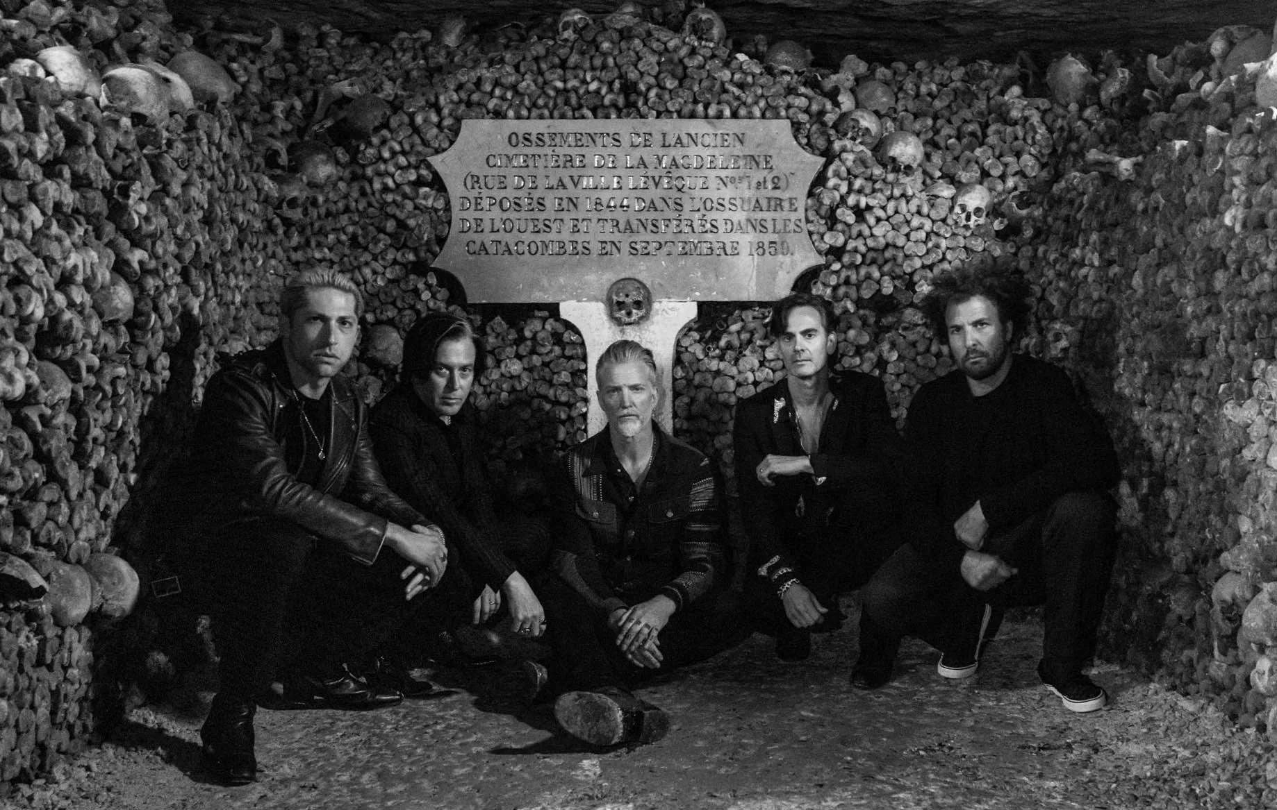 Queens of the Stone Age – Alive in the Catacombs : le concert disponible en intégralité 1 Queens of the Stone Age – Alive in the Catacombs