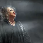 Robert Smith : biographie complète, discographie essentielle et héritage de The Cure 9 THE CURE CONCERT HiSTOIRE 2