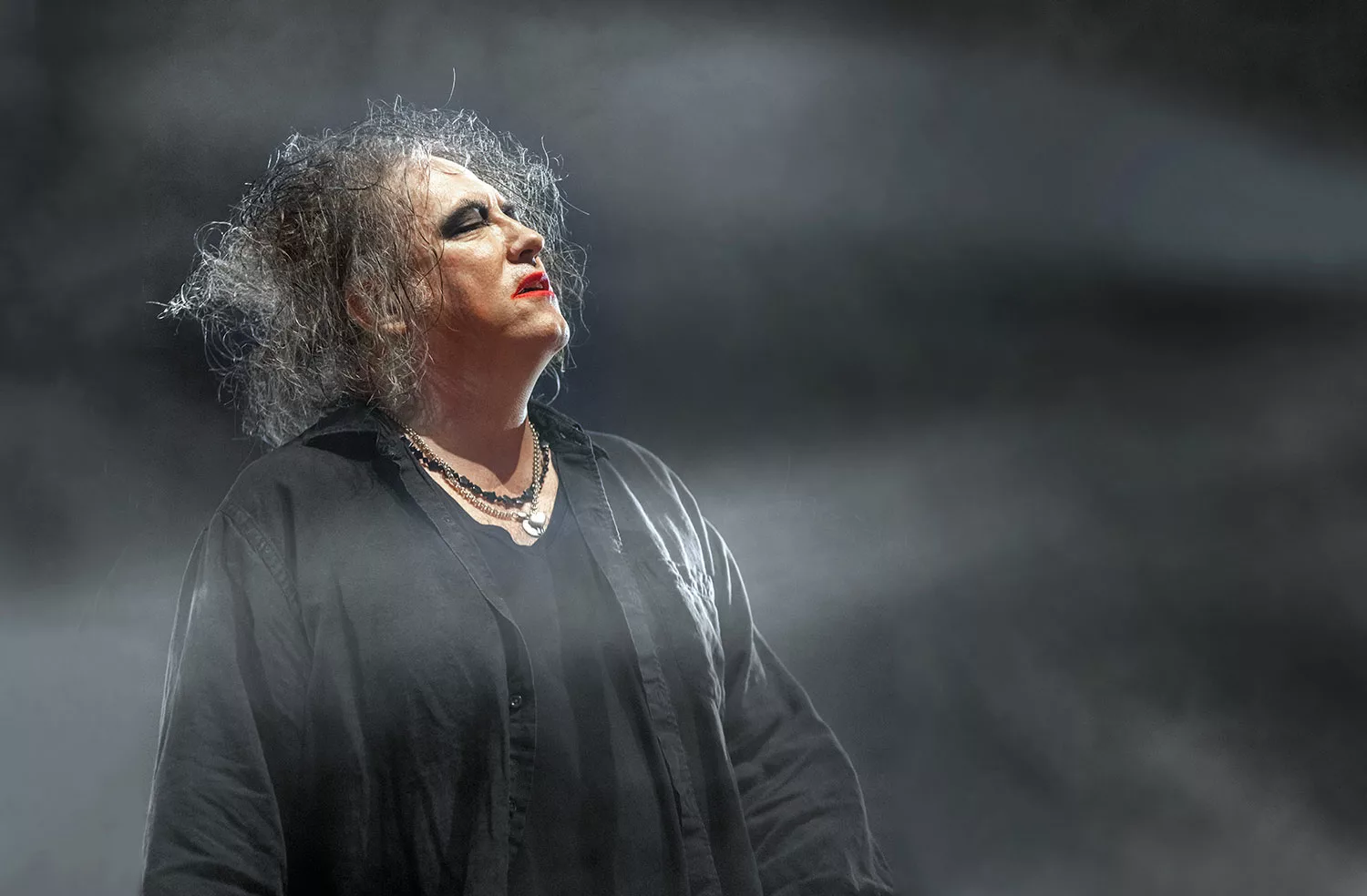 Robert Smith : biographie, discographie, The Cure,…le goth rock incarné 1 Robert Smith : biographie, discographie, The Cure,…le goth rock incarné