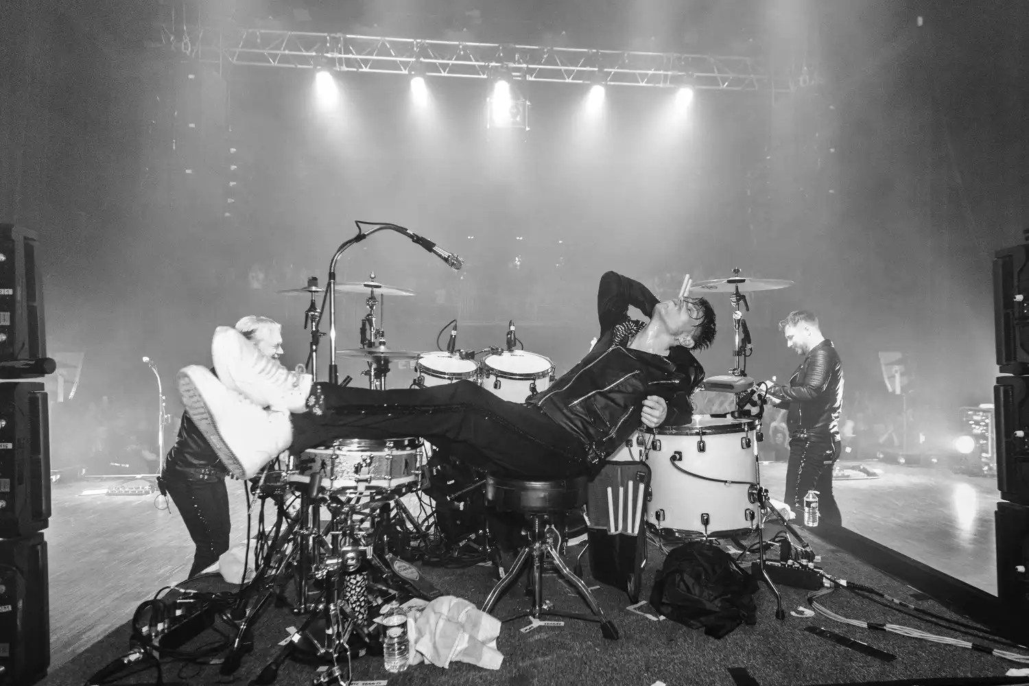 Interview - Royal Republic : Le chaos backstage 15 Royal republic photo Eric CANTO 2