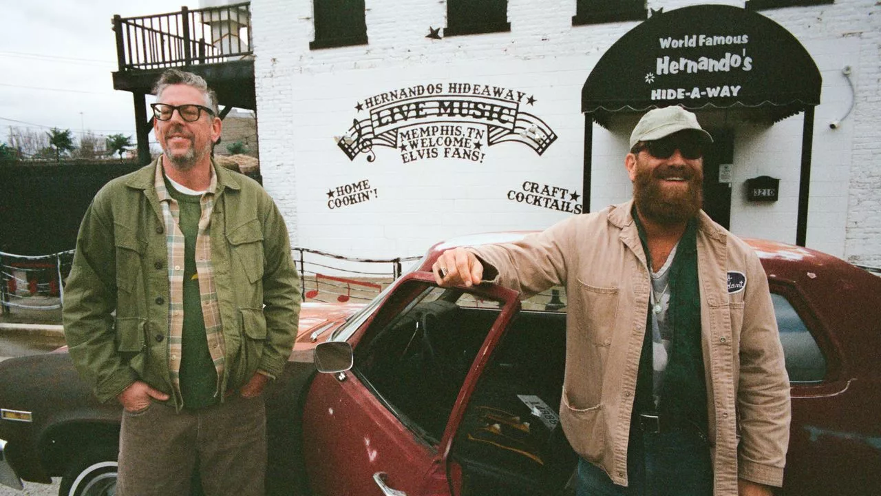 The Black Keys -peaches