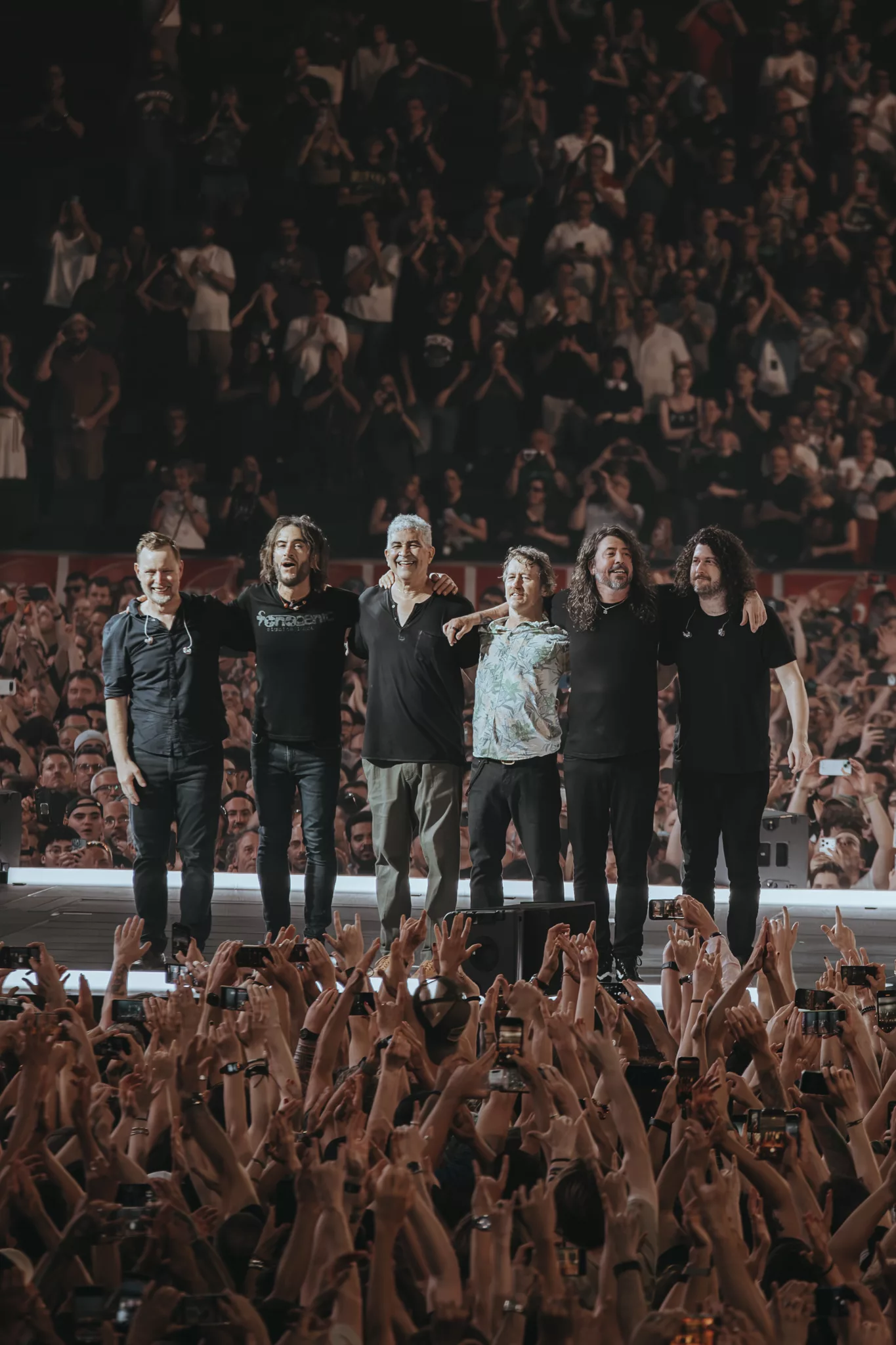 WEB 20260619 FOOFIGHTERS PARISLADEFENSEARENA APOLLINECORNUET 7357