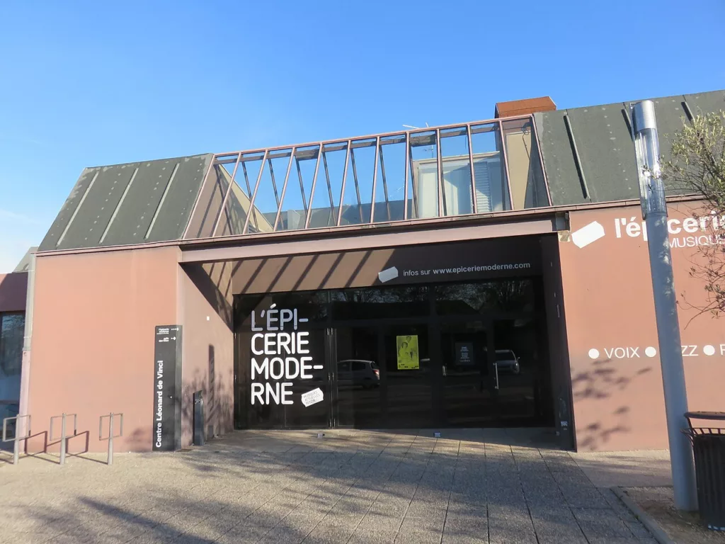 L'Épicerie Moderne à Feyzin (Rhône, France)