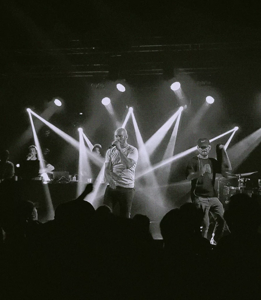 Jazzy Bazz et Esso Luxueux en concert en 2018 à Rezé pour le Nuit Tour